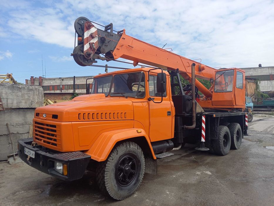 Продам Автокран на базе Краза