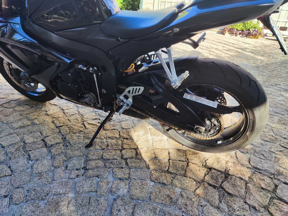 Suzuki Gsxr 600 k7