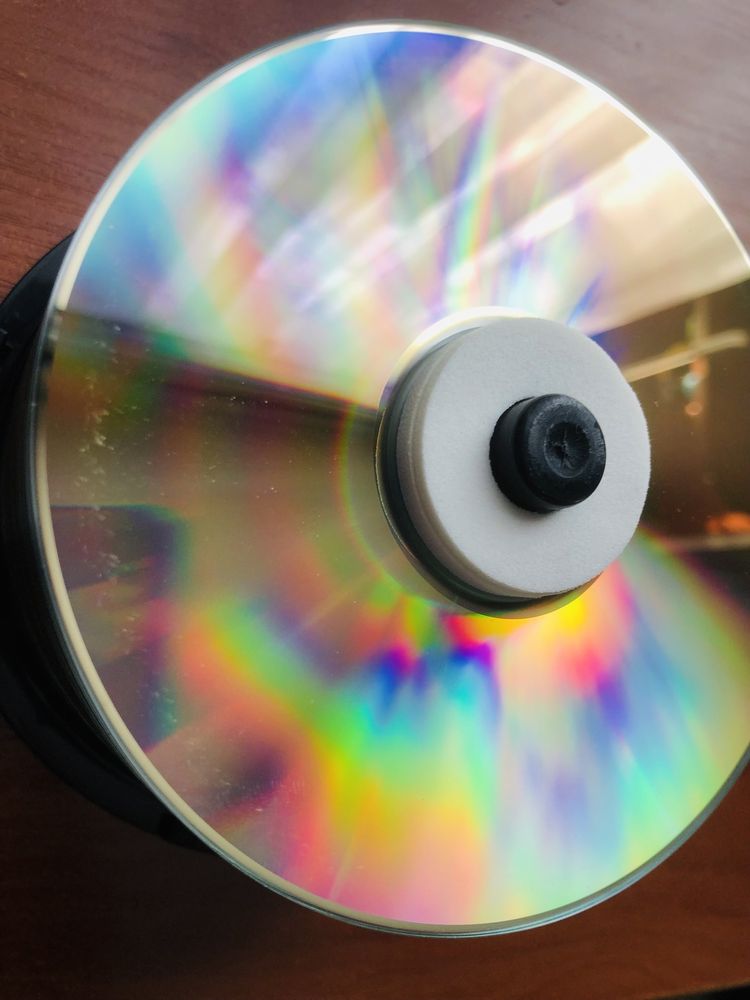 CD R диски с золотым напылением