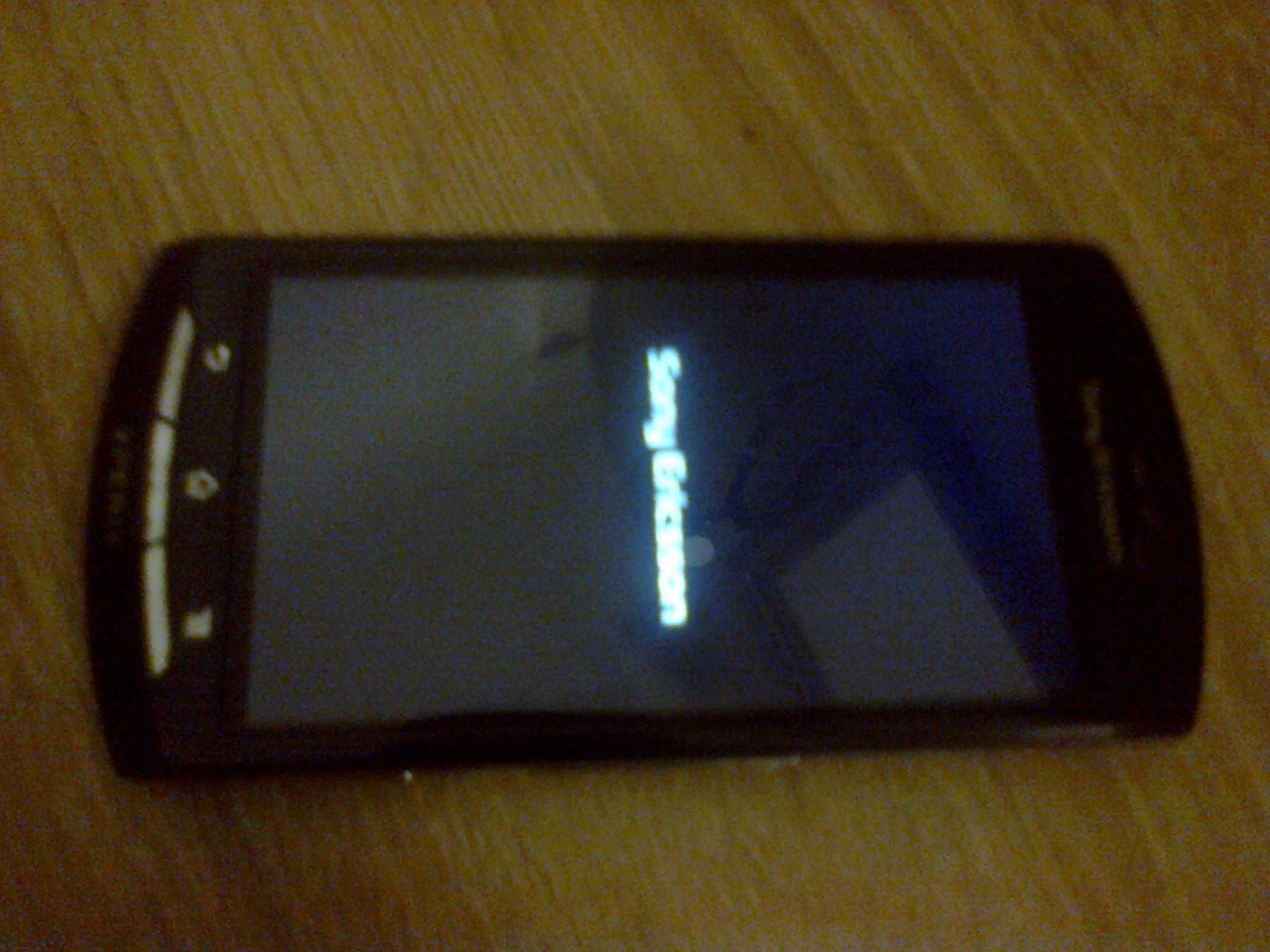 XPERIA Neo V  MT 11-i