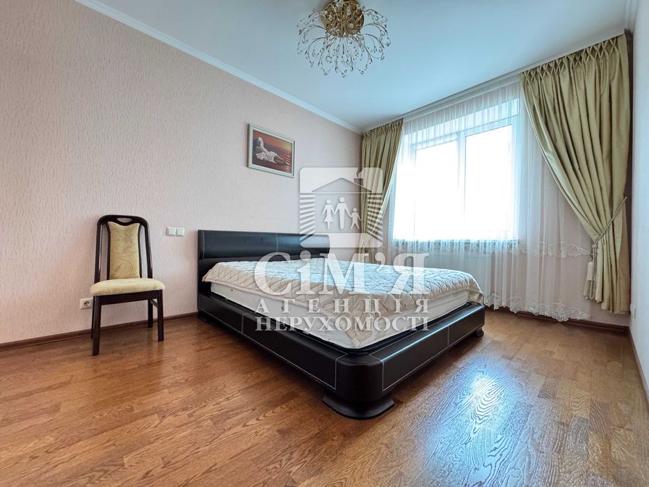 Здам простору світлу 3-кім квартиру в р-ні Поділля по вул. Зодчих