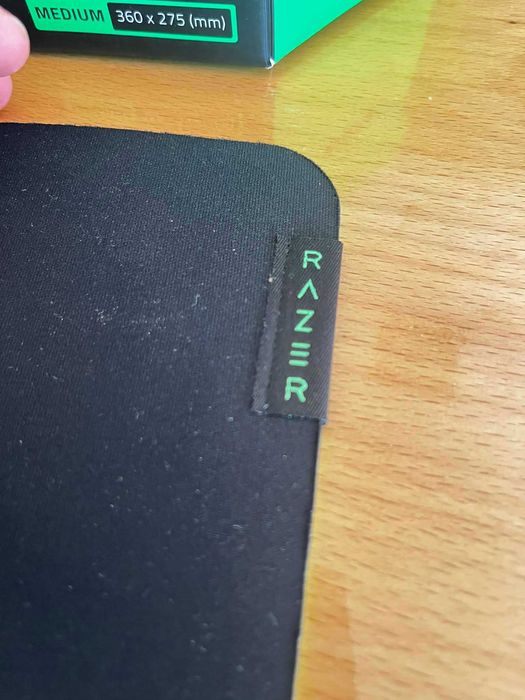 Razer Gigantus V2 Medium – Tapete Gaming – Como Novo + Caixa