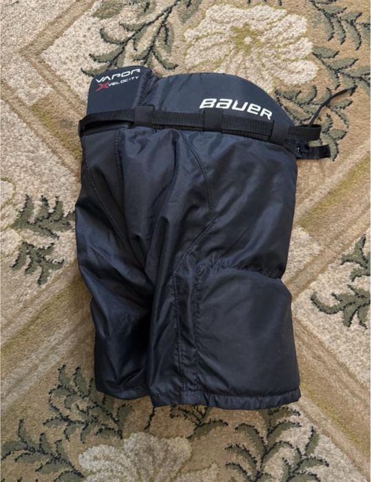 Хокейні шорти Bauer X velocity. На 8-9 років.