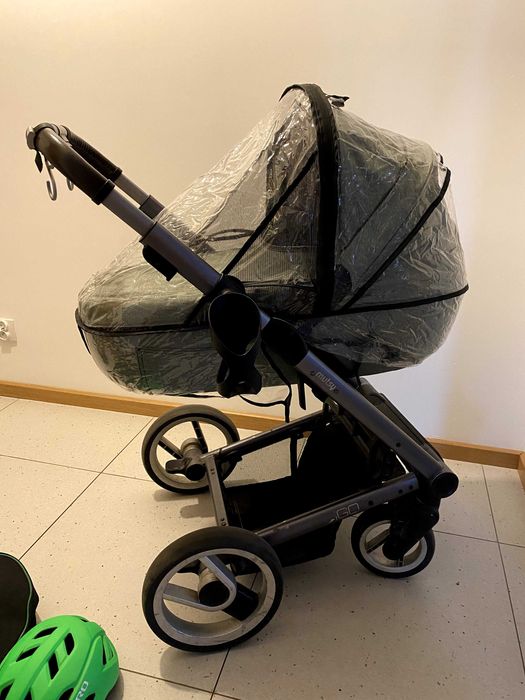 Wózek Mutsy Igo 2w1 - DUŻY zestaw gondola i spacerówka