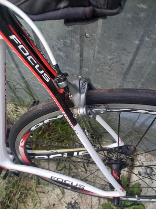 Kolarką Focus Izalco Pro