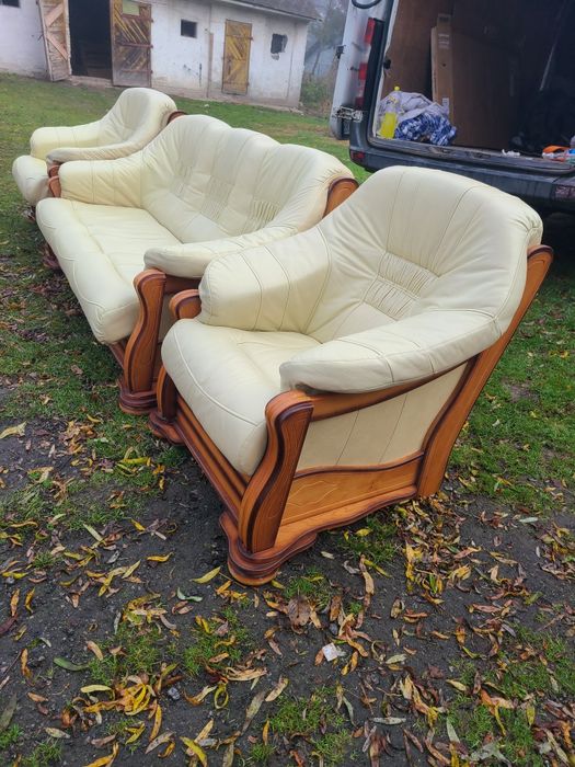 Комплект шкіряних меблів