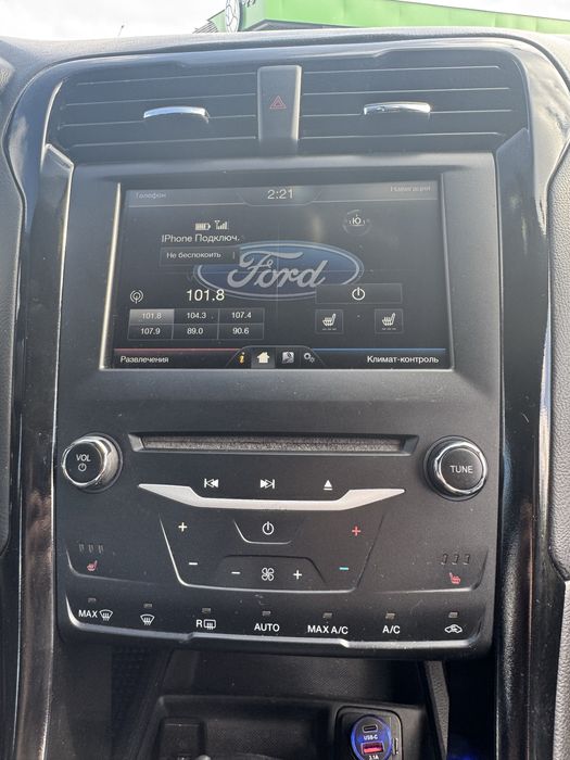 Ford Fusion 2013 Plug-In Hybrid Titanium