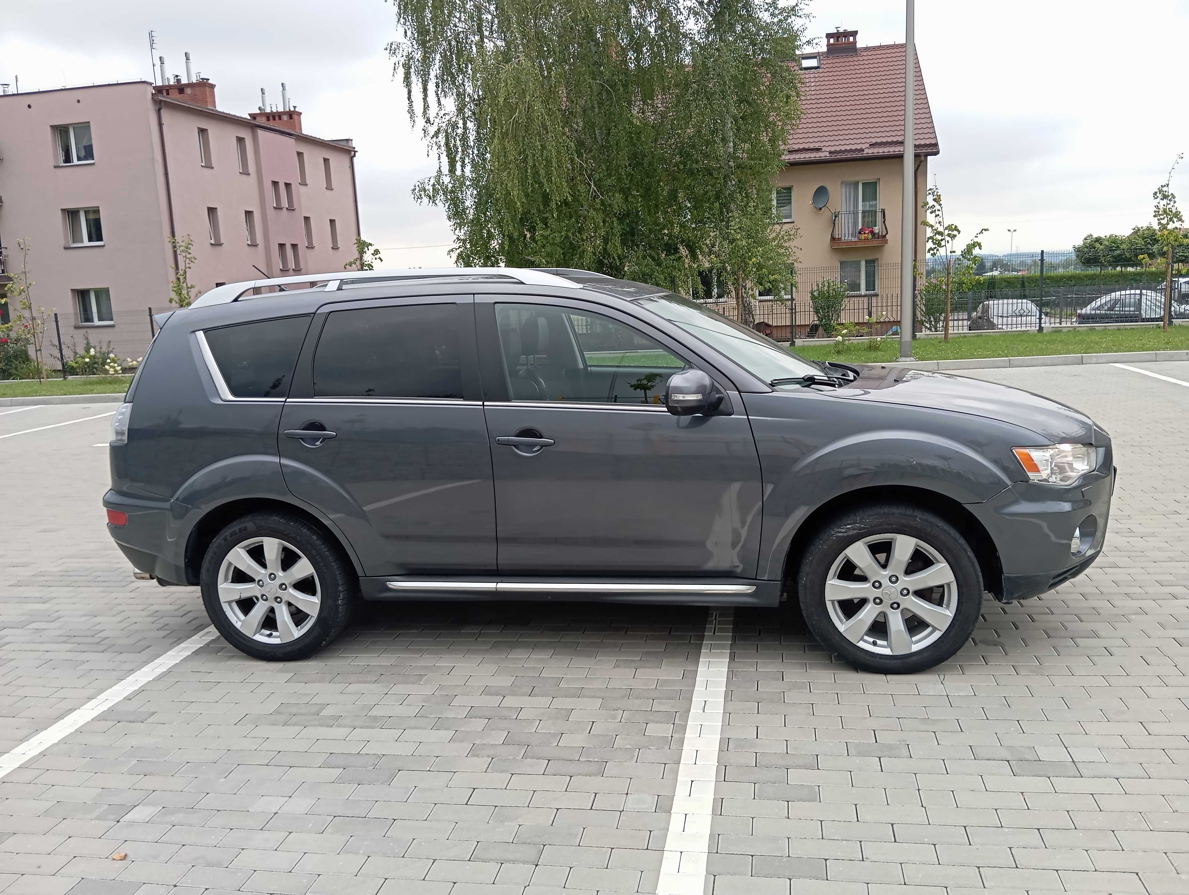 Mitsubishi Outlander LIFT* 2.0d 140KM *4x4 *7 osobowy*Jeden właściciel