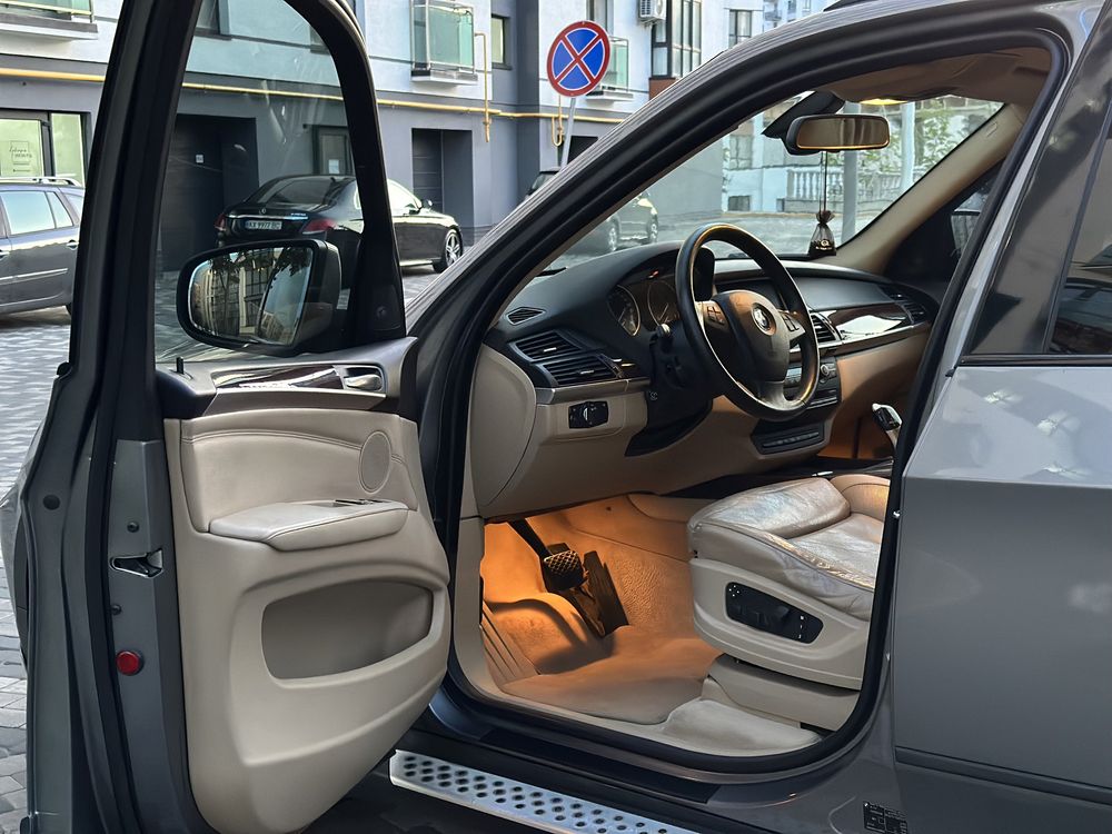 Продам BMW x5 в ідеальному стані!