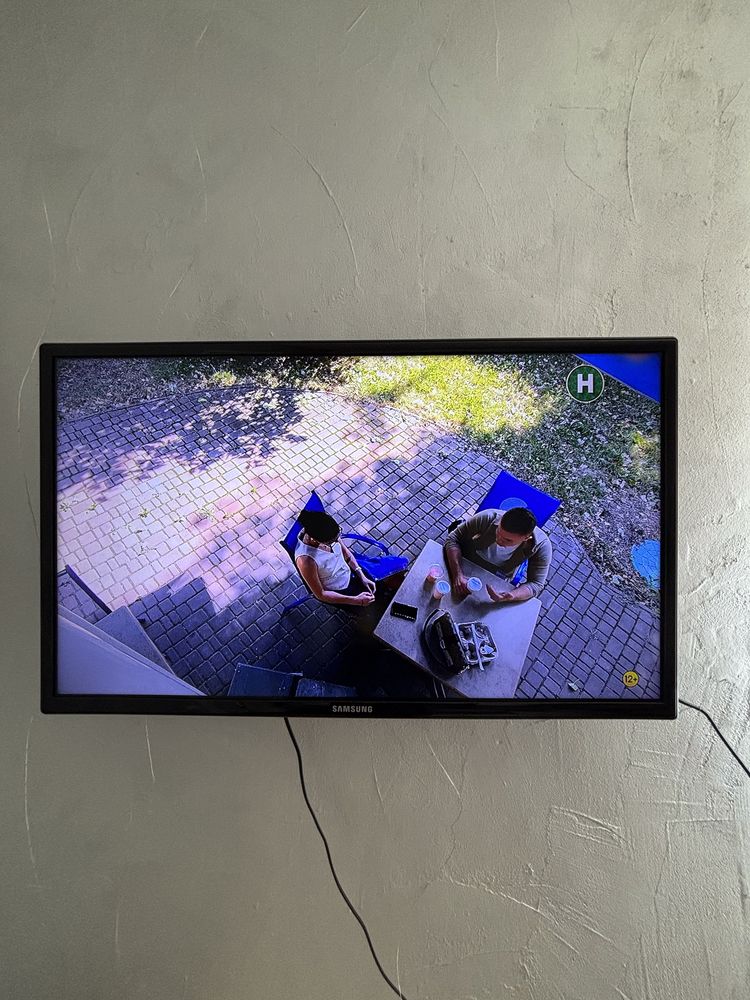 Продам Samsung UE32EH4000W