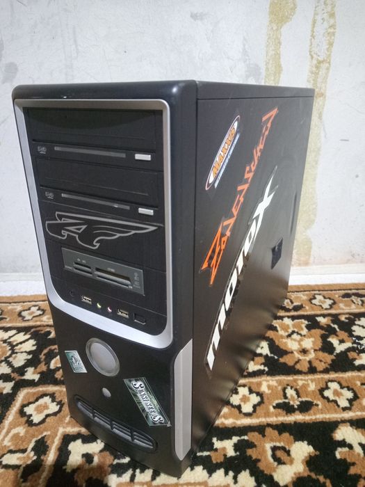 Продам комп'ютер Celeron 3000 системний блок