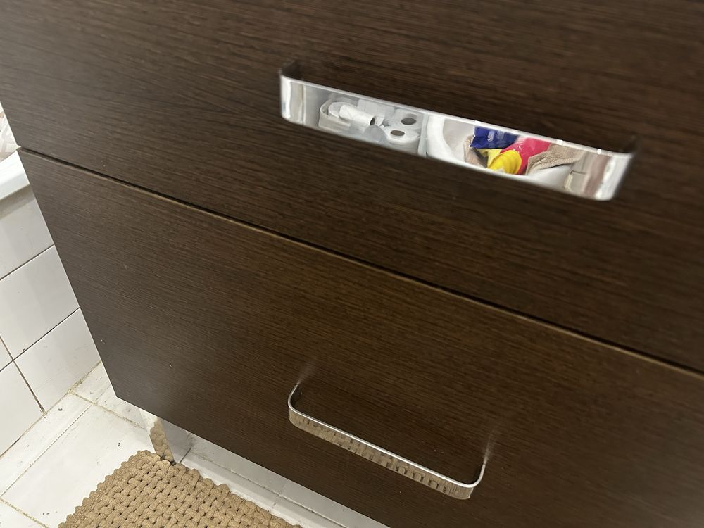 Movel de WC com tampo de ceramica e torneira