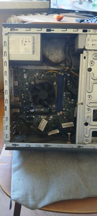 Komputer Lenovo E73 MT Intel Pentium