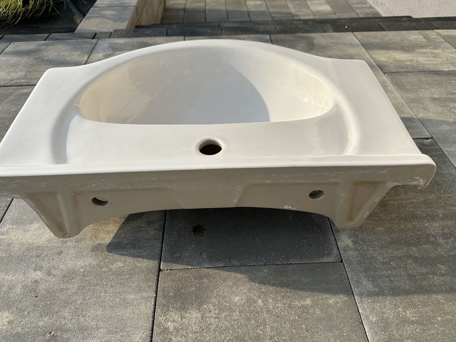 Umywalka nablatowa ceramiczna - nowa