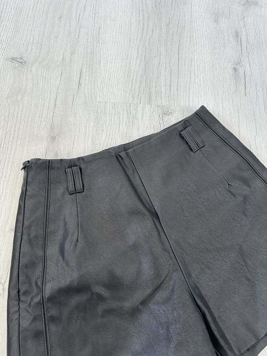 шорти з екошкіри