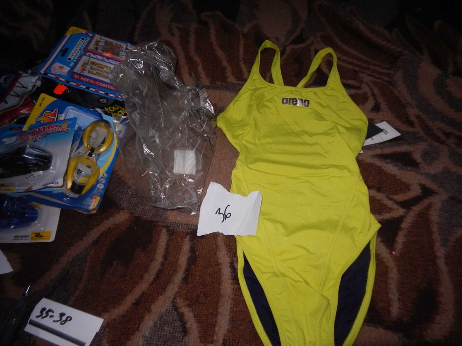 Wyprzedaż->ARENA One Piece kostium damski rozm 36