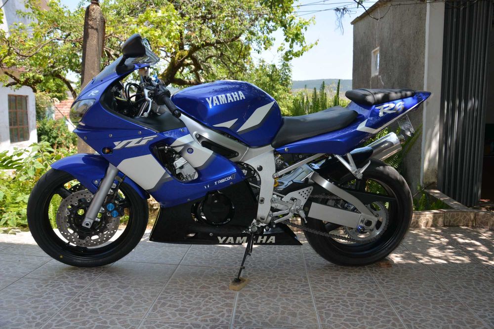 YAMAHA R6 2001 em excelente estado