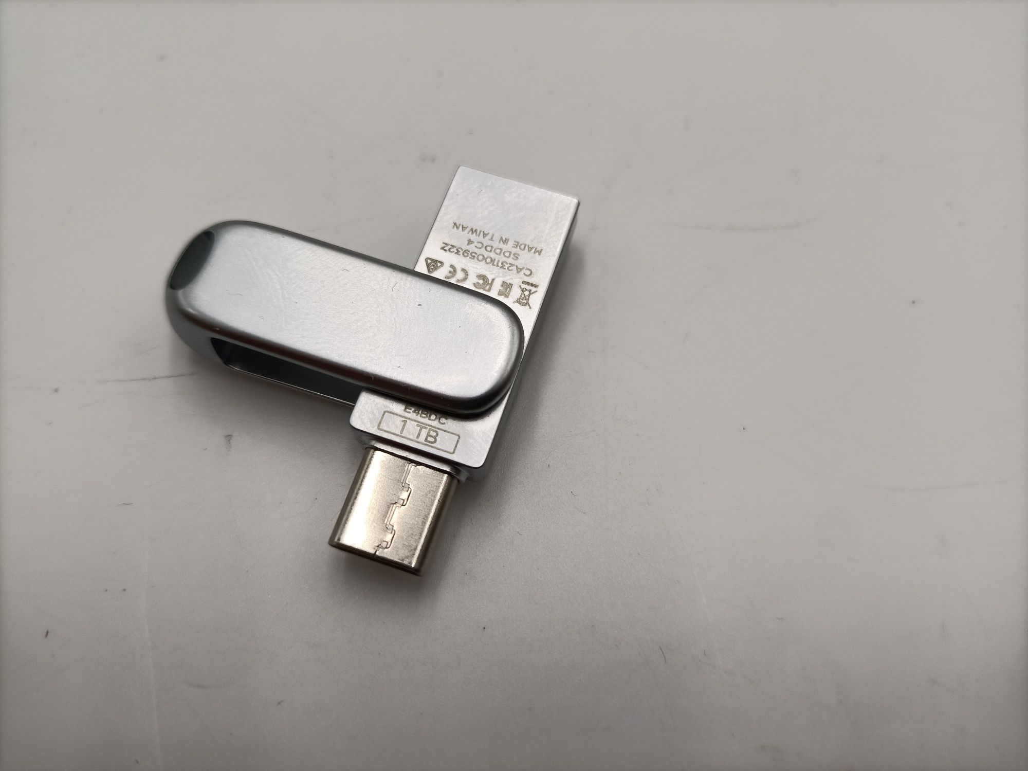 1 TB SanDisk pendrive pamięć zewnetrzna