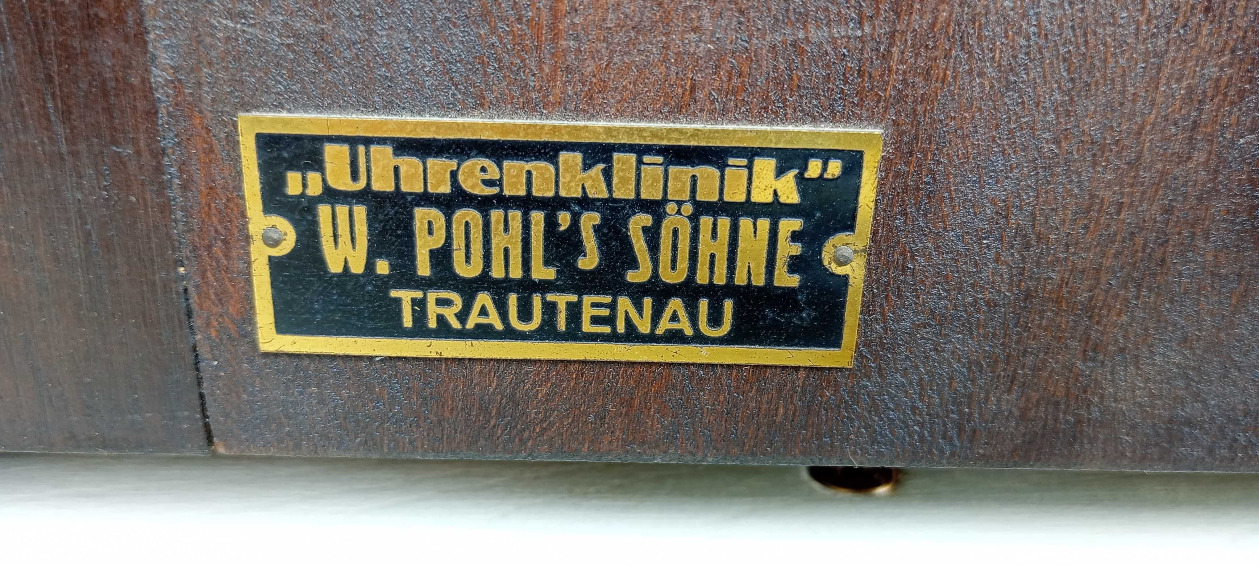 Piękny stary zegar kominkowy