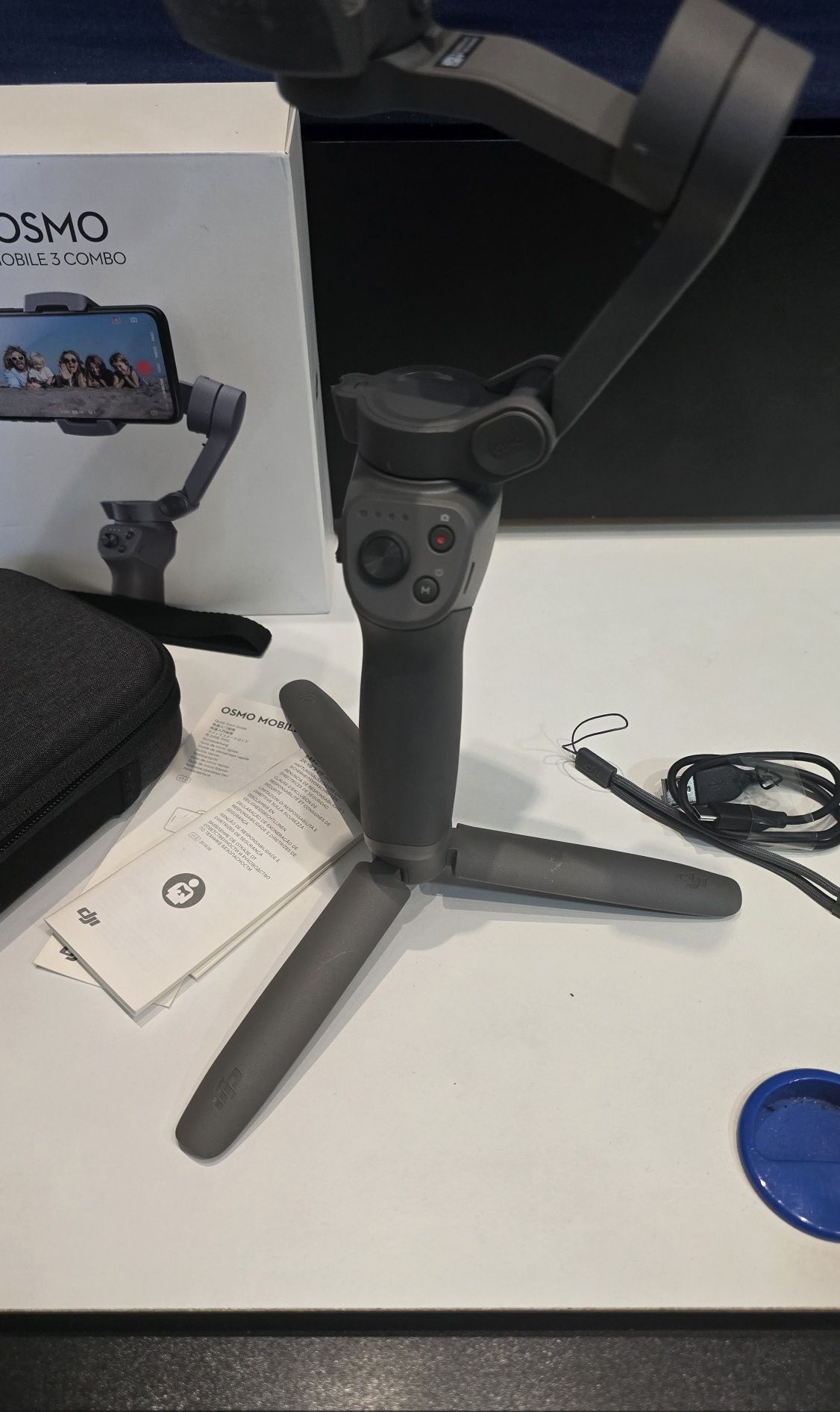 Dji osmo mobile 3 combo
