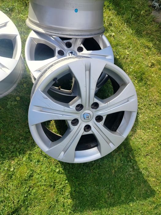 Renault 5x114.3 Megane 3, Scenic 3 itp 17cali oryginalne et49 66,1mm