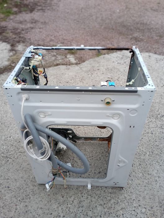 Продам розібрану пральну машину L G б/у