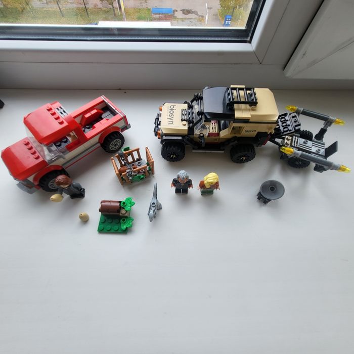 Лего оригінал Jurassic world