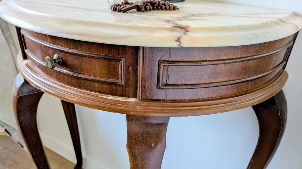 Consola Vintage Madeira, Tampo de Pedra – Clássica! Só 55 € - baixou!!