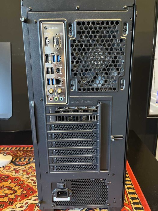 Komputer Gamingowy - RTX 4060 - AMD Ryzen 7 5800X - Zestaw 2 Monitory