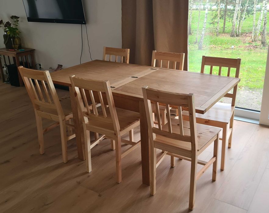 Stół dębowo-fornirowany rozkładany 80x80x160