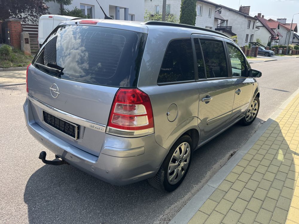 Zafira 1.9 cdti 120km Lift 7-osób