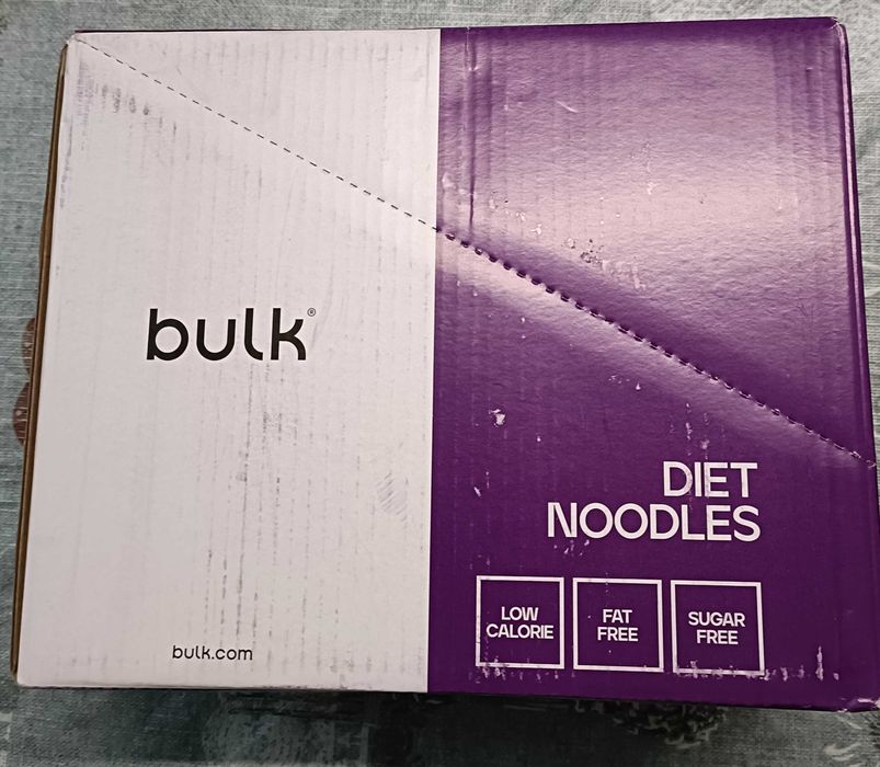 Diet noodles, diet Rice caixa fechada com 6 pacotes cada 5 euros cada