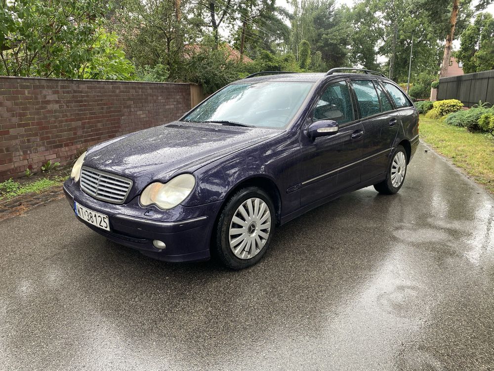 Na sprzedaż mercedes 2.2 tdi automat dobry stan w zamian gwarancję