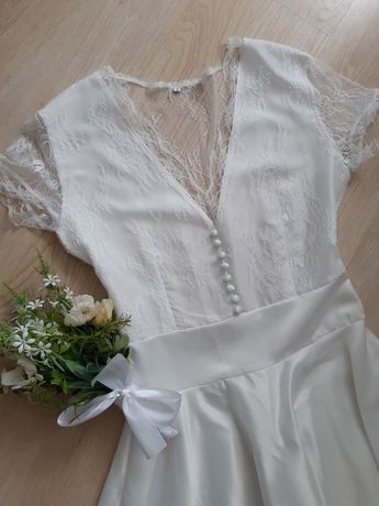 Свадебное платье выпускной венчальное белое с кружевом