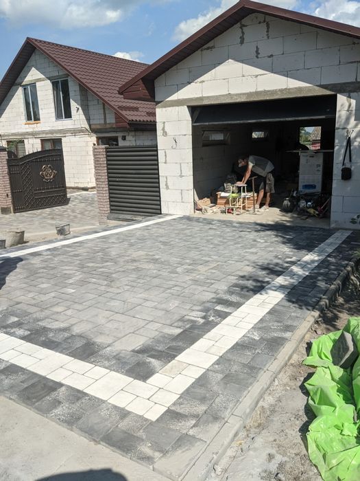 Вкладання бруківки,плитки тротуарної