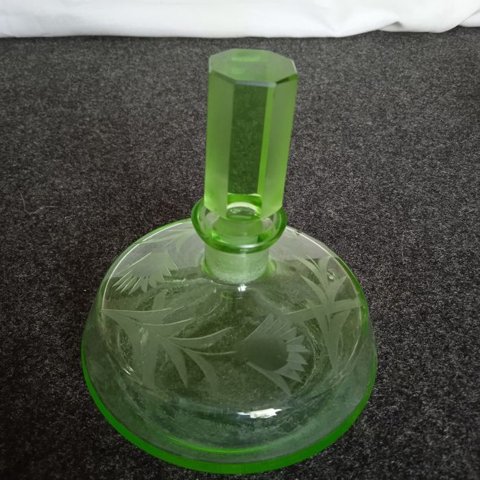 Komplet toaletowy szkło uranowe