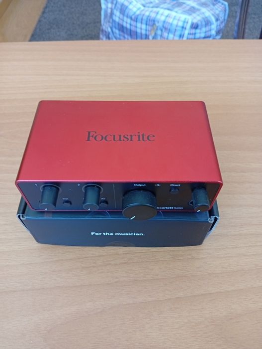 Interface focusrite solo 4 geração recente Nova