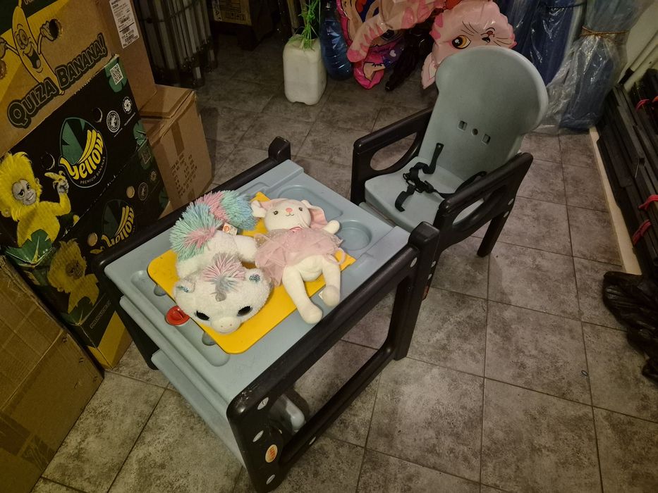 Stolik plus krzesełko dla dziecka