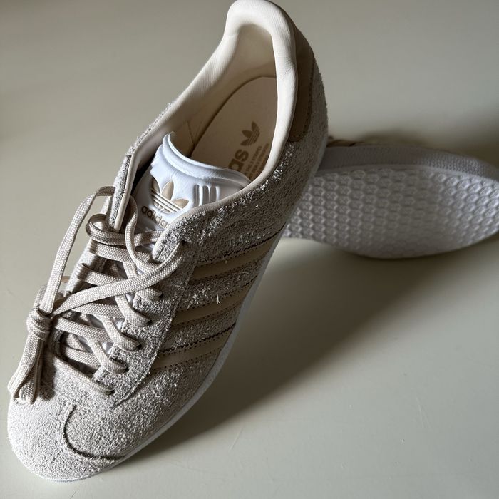 adidas Gazelle. Жіночі  снікерси. Оригінал. Шкіряні. Нові. Р. - 41.1/3