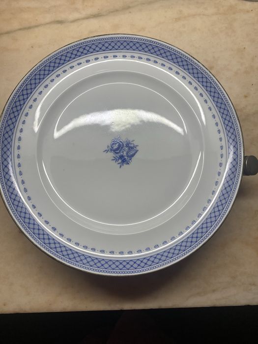 Prato para manter comida quente em banho Maria