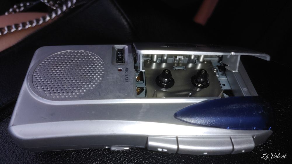 Продам діктофон lervia