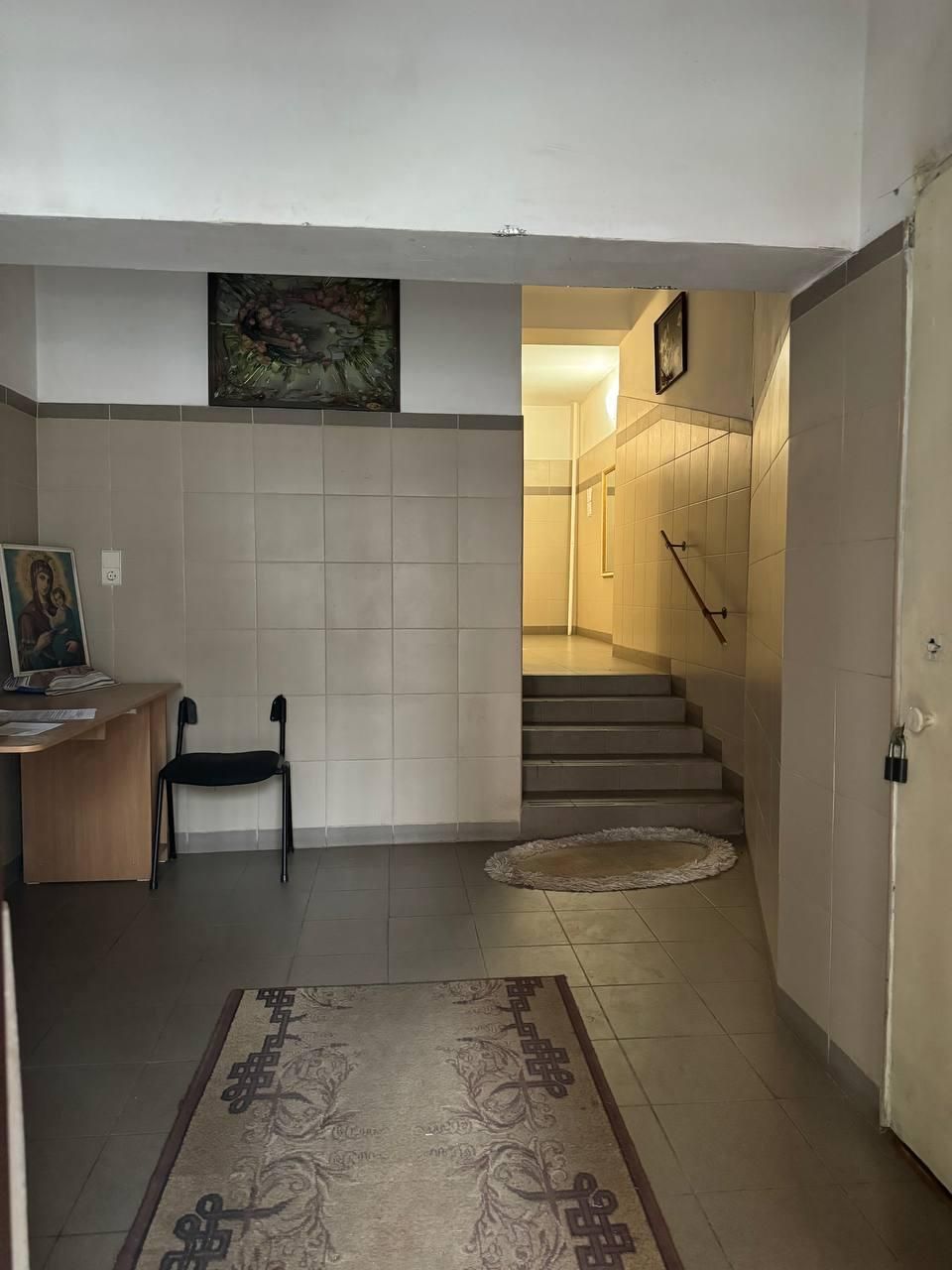Продам 3-кімнатну кватиру в центрі, вулиця лабараторна 14 AM