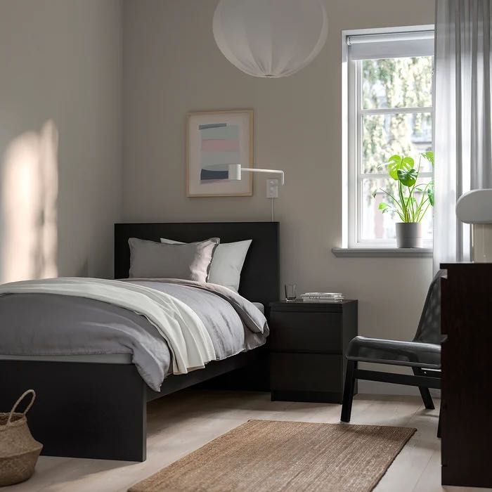 MALM Rama łóżka wysoka brąz IKEA pojemniki dno materac łóżko