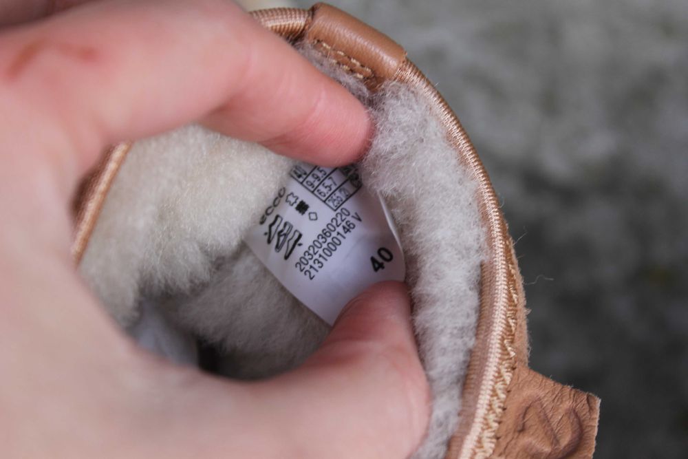 Зимові чоботи з натуральним хутром Ecco Chunky Sneak 40 розмір