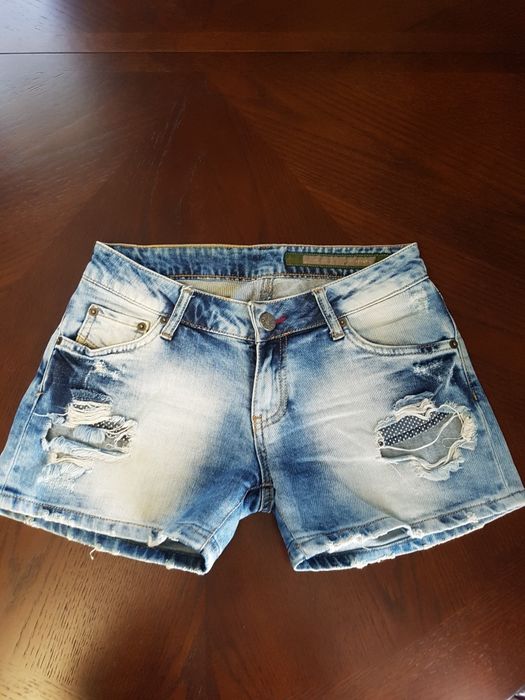 Джинсовые шорты Diesel размер 26 S