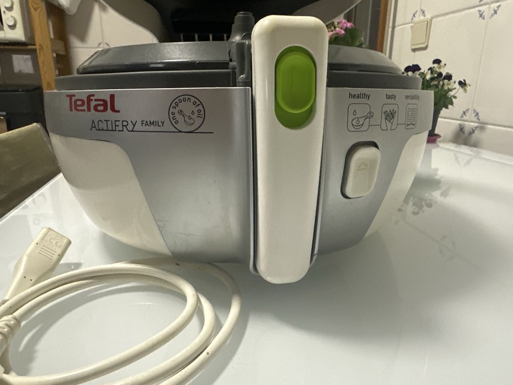 Tefal Actifry Technology Family - one spoon of oil