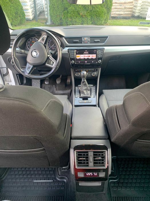 Skoda Superb Skoda Superb 1.8