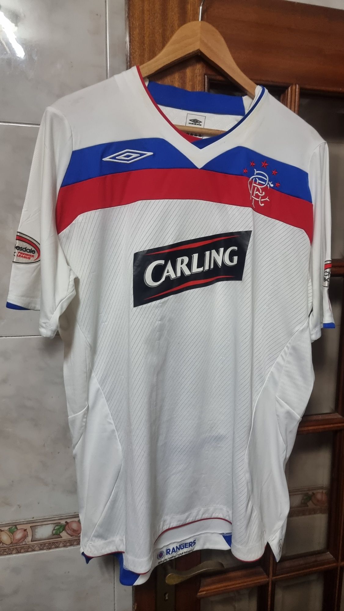 Camisola de jogo utilisada pelo  jogador português  mendes .
