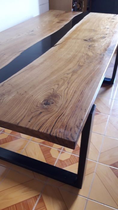 Стіл дубовий з епоксидної смоли