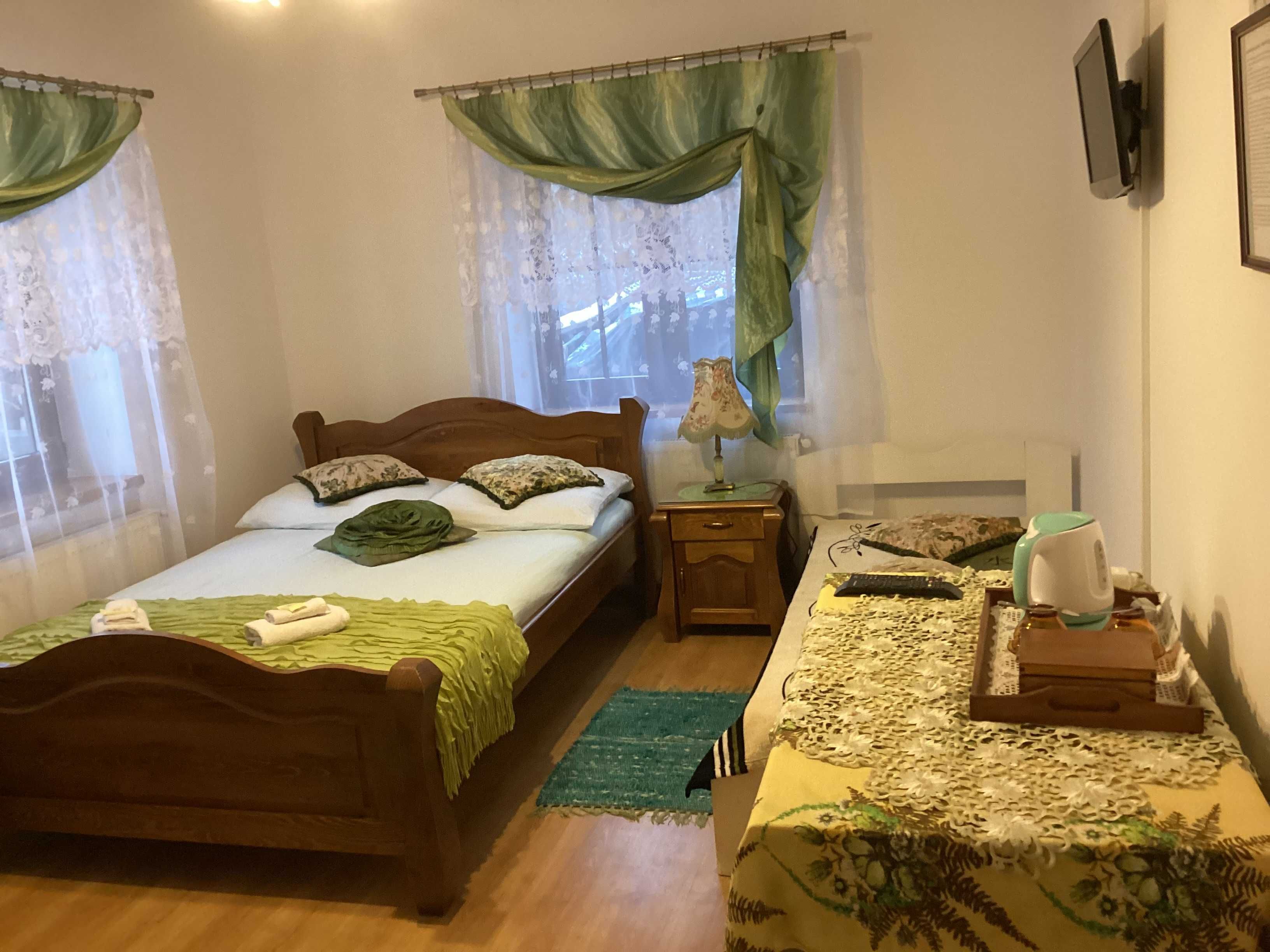 Domek i Pokoje Pod Różą w Zwierzyńcu